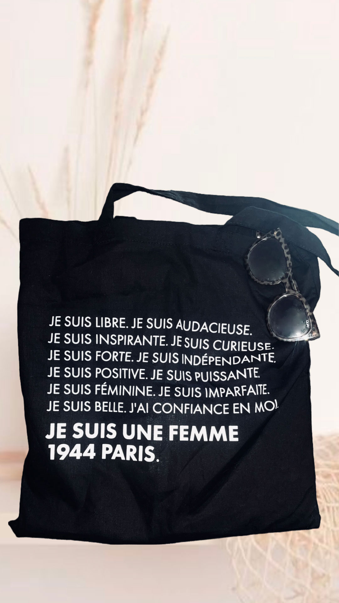 Le Tote Bag 1944 Paris