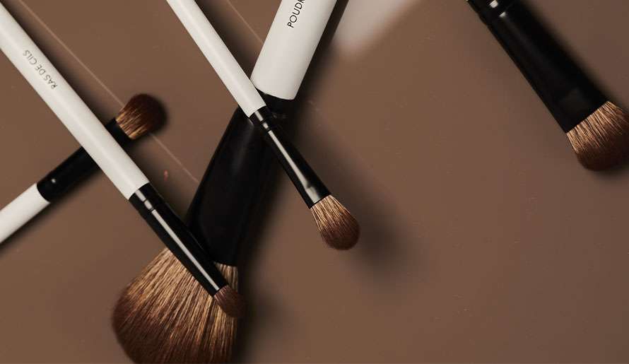 Brushes Les Essentiels Accessories 1944 Paris