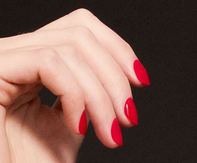 Maquillage pour les ongles 1944 Paris pour le maquillage Bouche Rouge