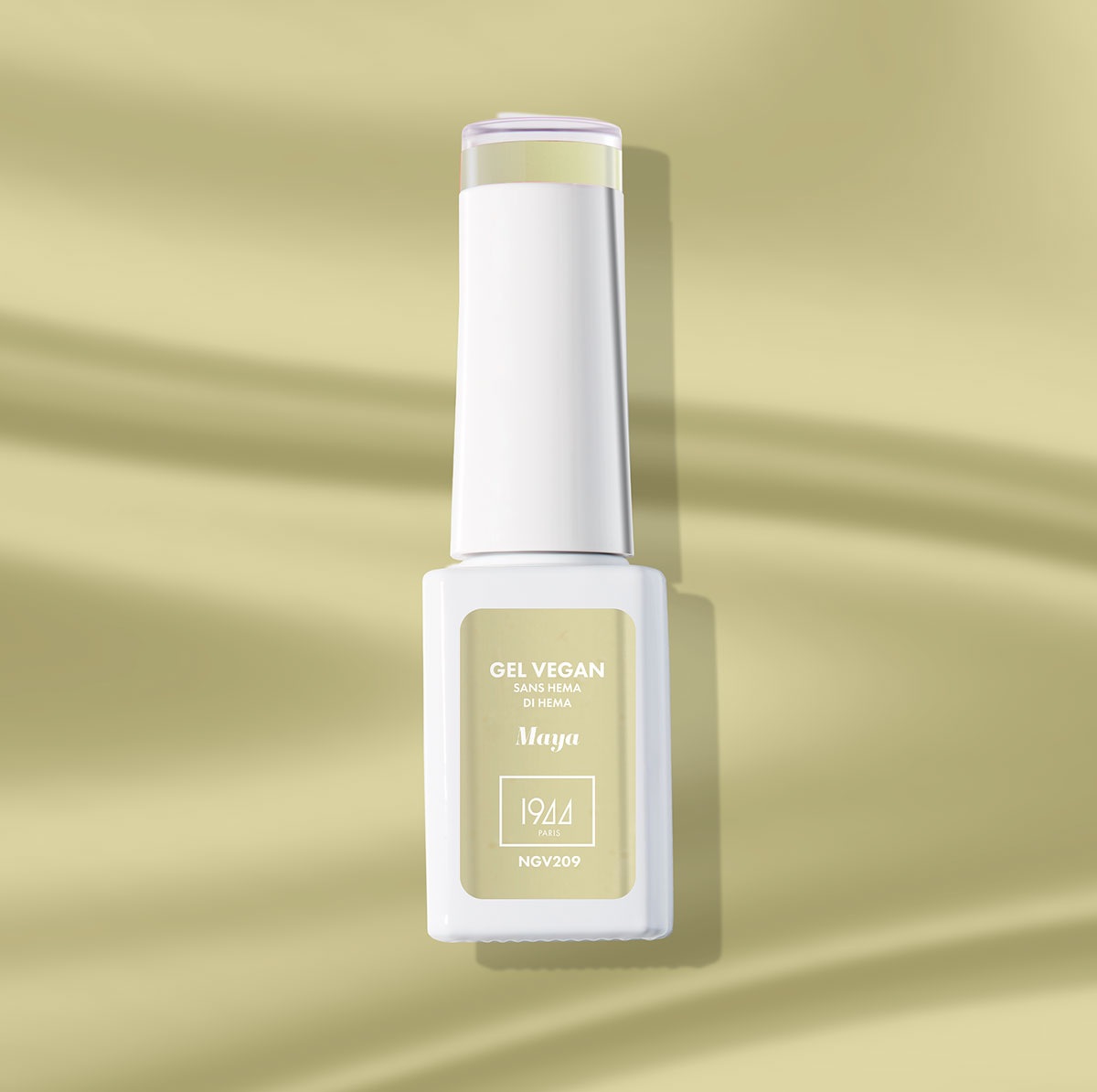 Le Gel Vegan Maya, un jaune pastel doux mêlé de vert, pétillant et léger comme une limonade artisanale.