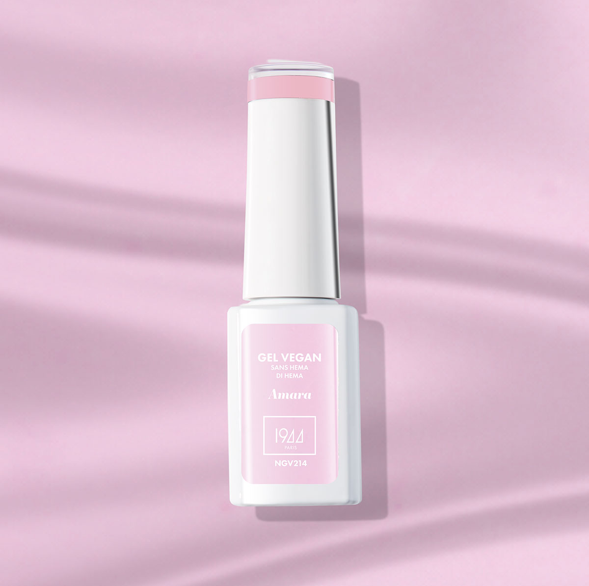 Le Gel Vegan Amara, un mauve pastel délicatement poudré, rappelant le voile d'un matin printanier.